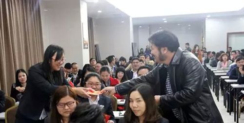 固本強(qiáng)基，把握機(jī)遇——將軍企業(yè)2015年開(kāi)年大會(huì)圓滿成功
(圖6)