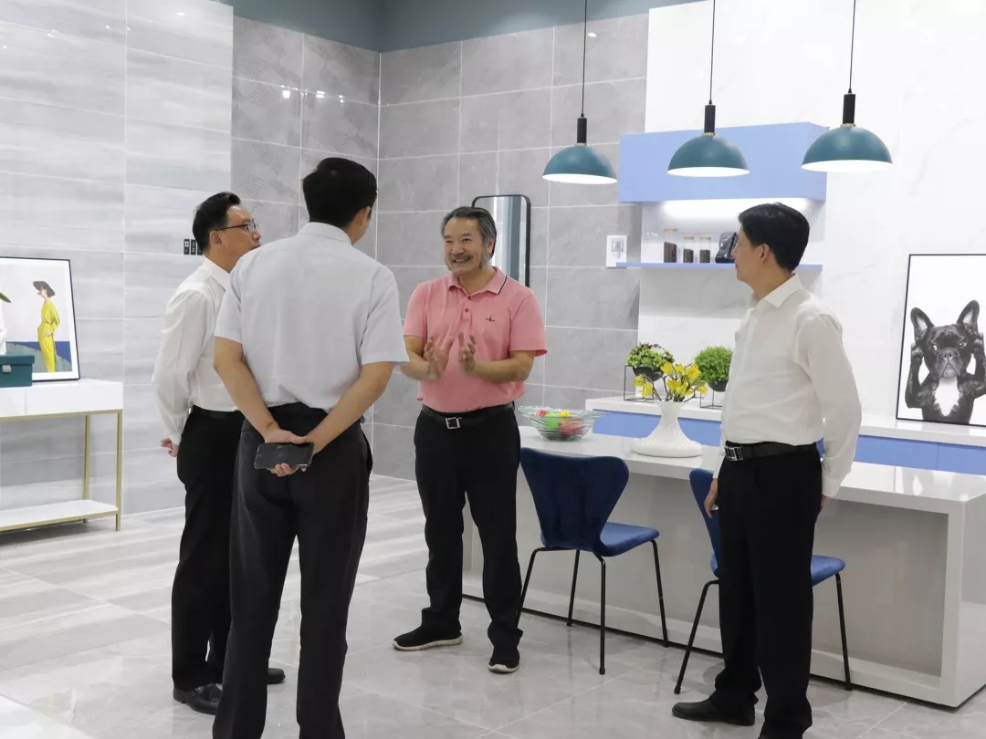 將軍企業(yè)再次迎來(lái)衡陽(yáng)政府考察團(tuán)，共謀發(fā)展
(圖3)