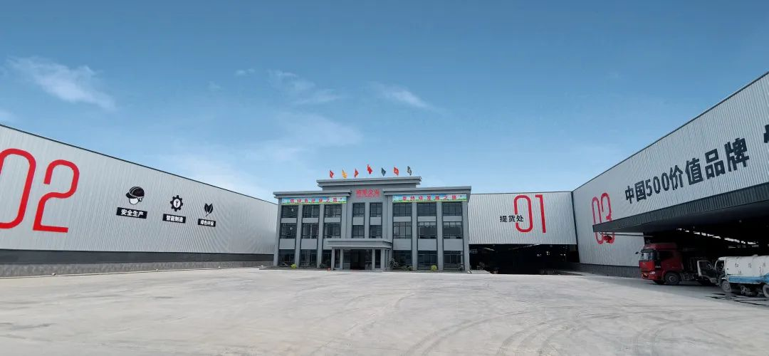 聯(lián)合比亞迪仰望U8豪車！大將軍以新姿態(tài)亮相潭洲展(圖11)