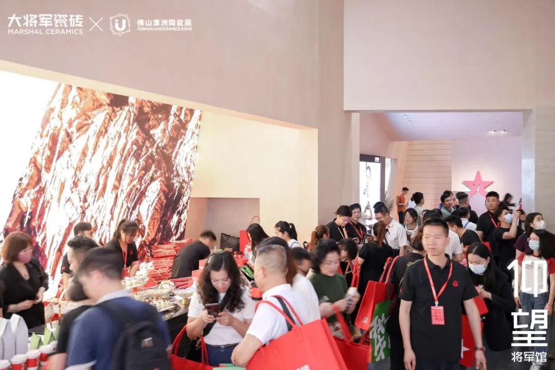 卓越力量，載譽領(lǐng)航！大將軍瓷磚實力斬獲“新銳榜20年卓越品牌”榮譽(圖12)